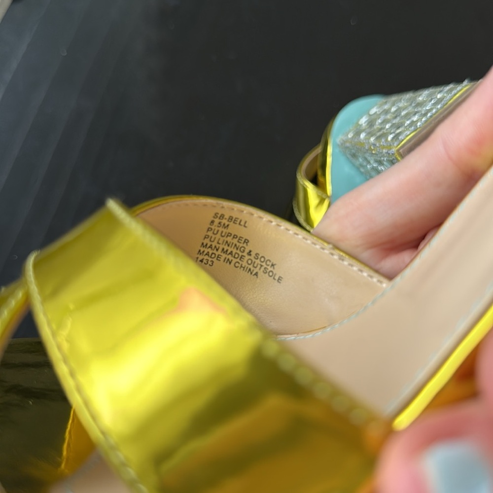 Betsey Johnson SB-Bell Yellow Gold Metallic Crystal Embellished Heel Sandals 8.5 - Picture 9 of 11